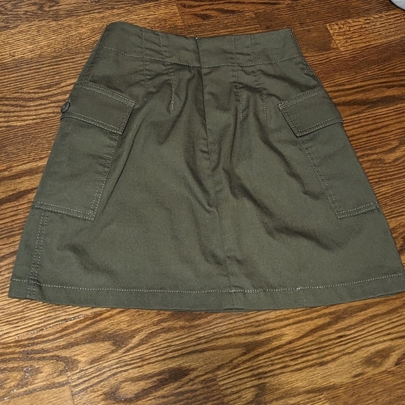 Brandy Melville Olive‎ Cargo Skirt - Picture 3 of 6